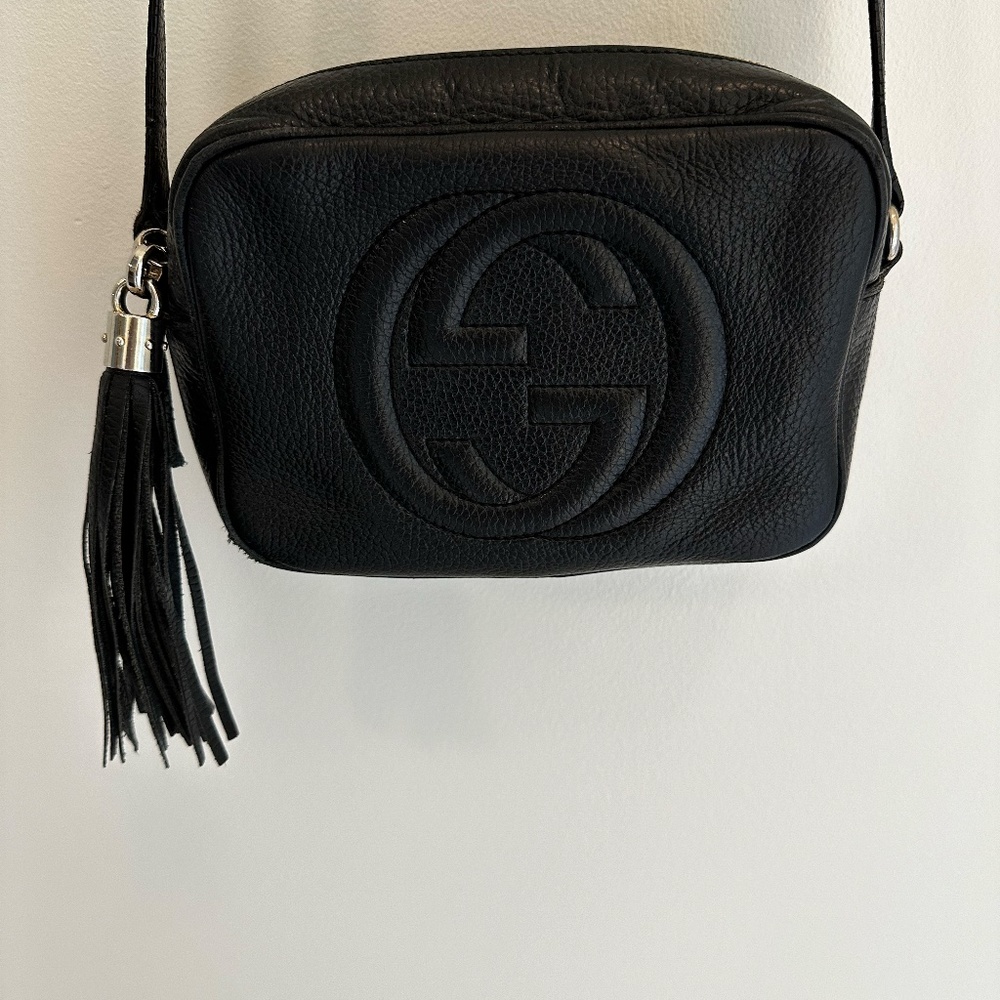 100% Authentic used Pebbled Calfskin Small Soho Disco Bag Black